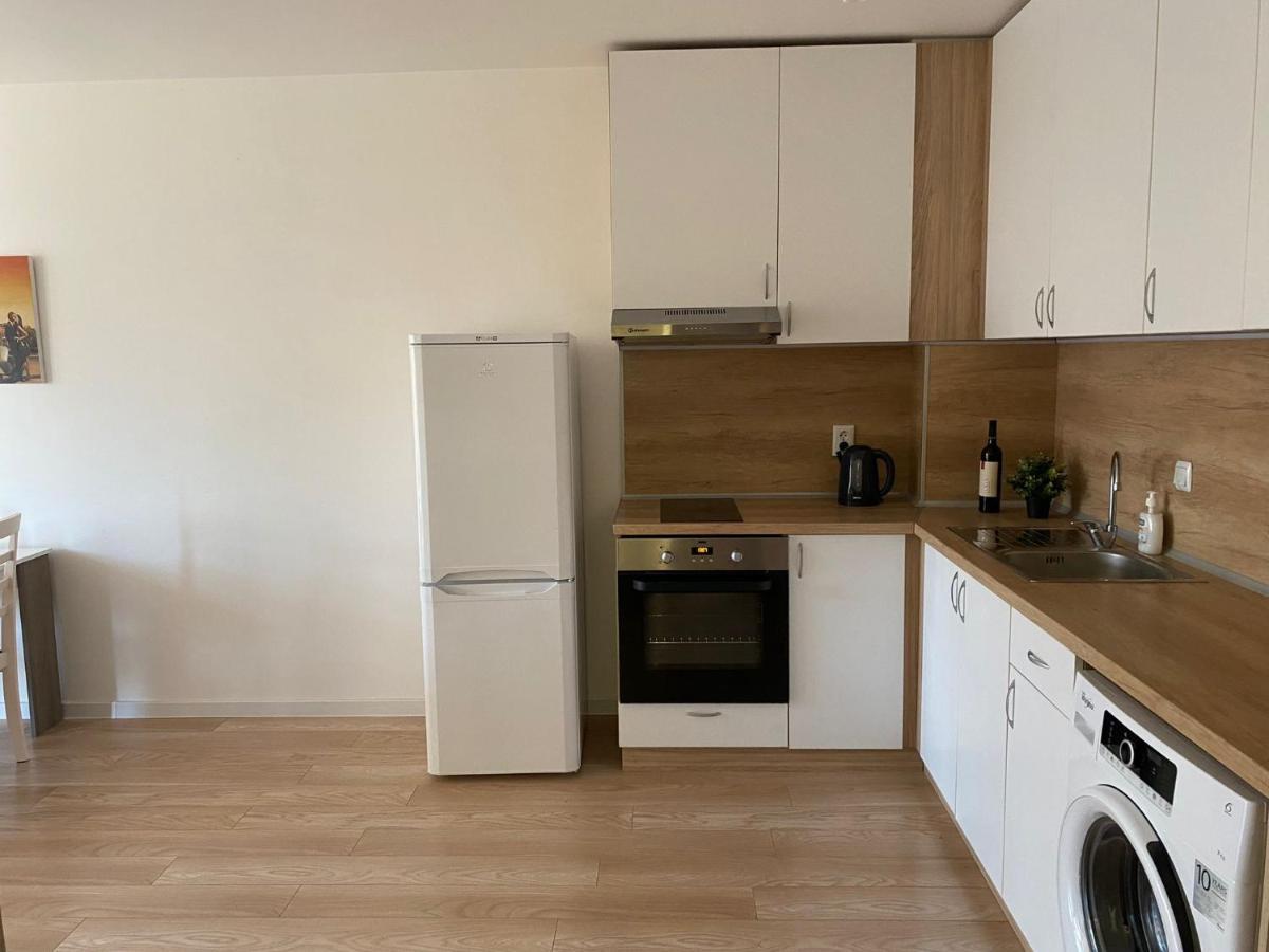 Brand New Apartment With Outdoor Swimming Pool Várna Kültér fotó